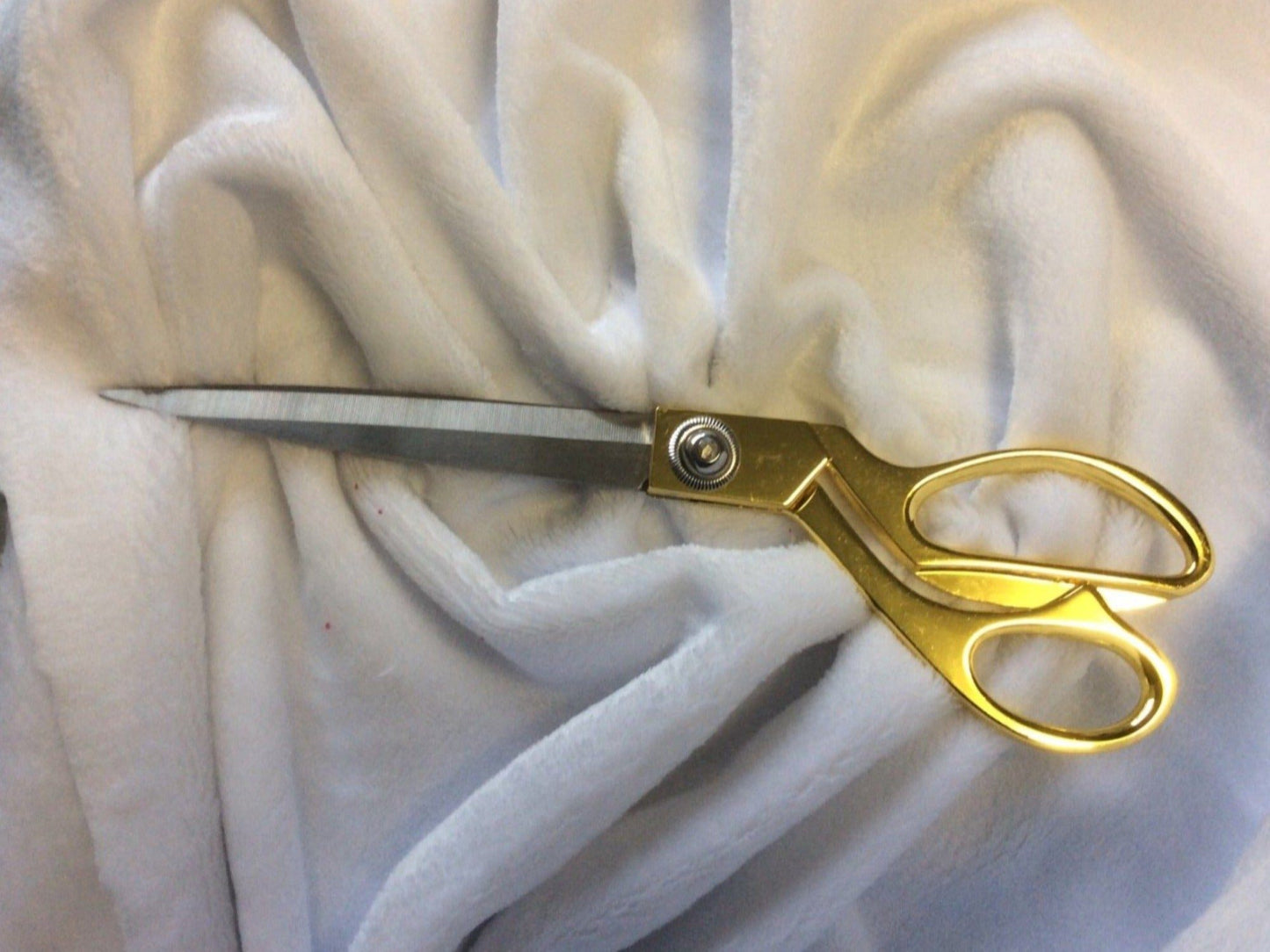 WHITE Luxury Fleece Fabric 400 gsm - 150 cms - Thick and Luxurious