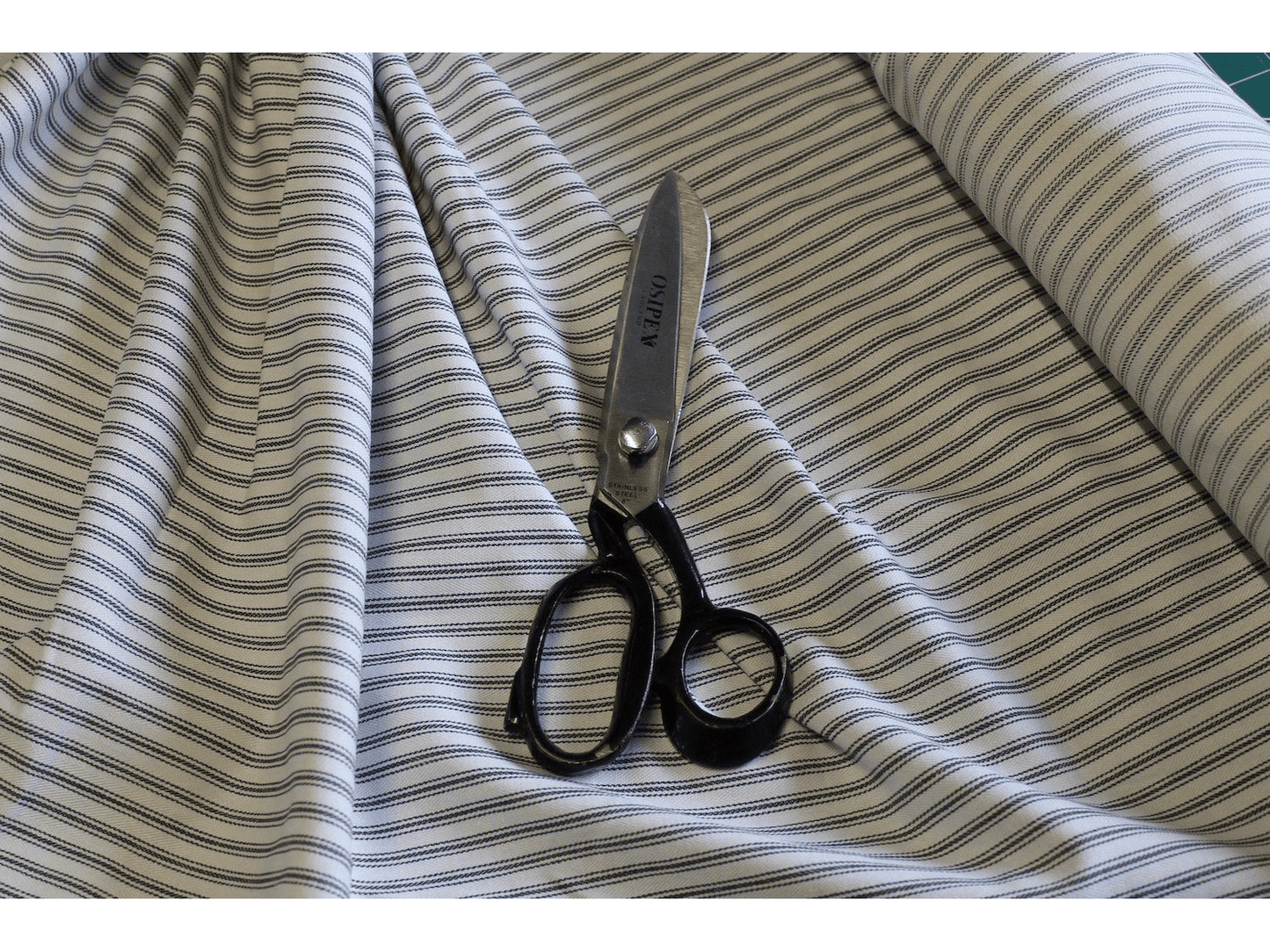 Vintage Style Ticking Stripe, Twill Cotton Lining / Shirting Fabric - Black Stripes